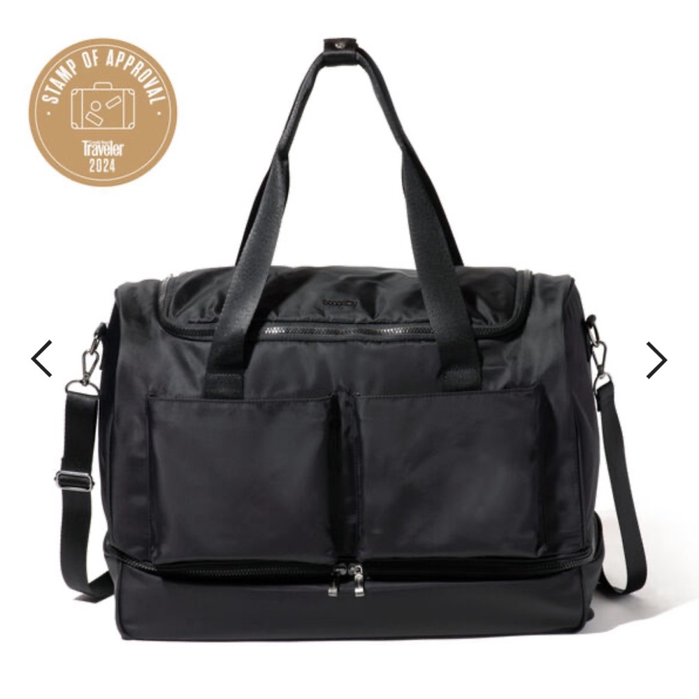 NWT - BAGGALLINI Deluxe Fifth Avenue Weekender (black)
